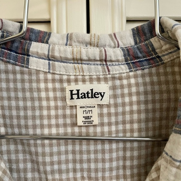 HATLEY, WOMENS PLAID, LONG SLEEVE, BUTTON DOWN SHIRT. ROLLUP SLEEVES. SIZE M. - Picture 3 of 8